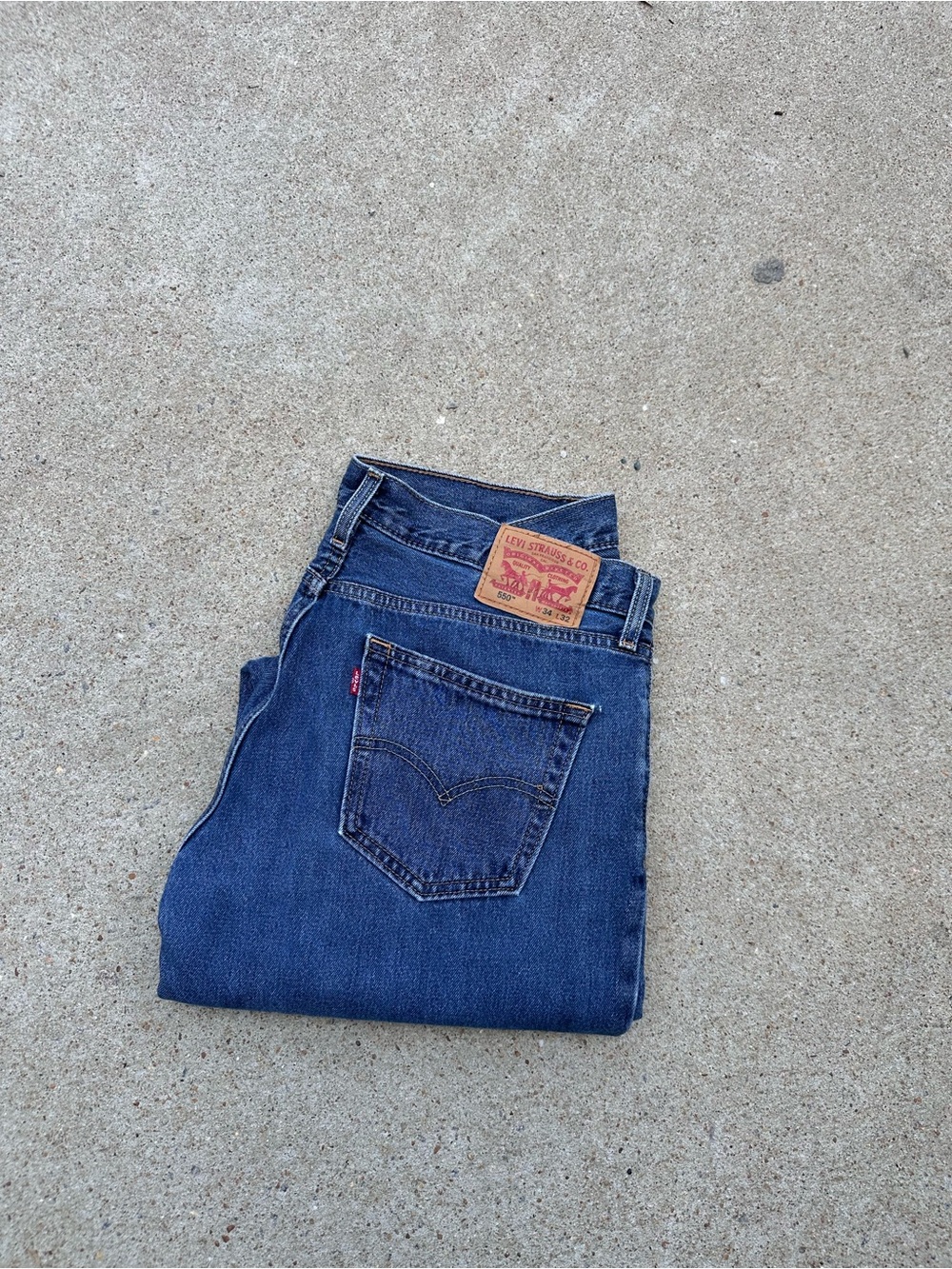 Vintage Levi's Men's Dark Blue Straight-Leg Jeans